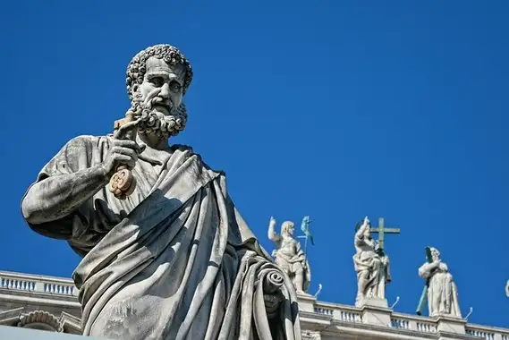 Der hl. Petrus mit den Schlüsseln zum Himmel in der Hand